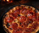 Pizza Diavola mit Salami